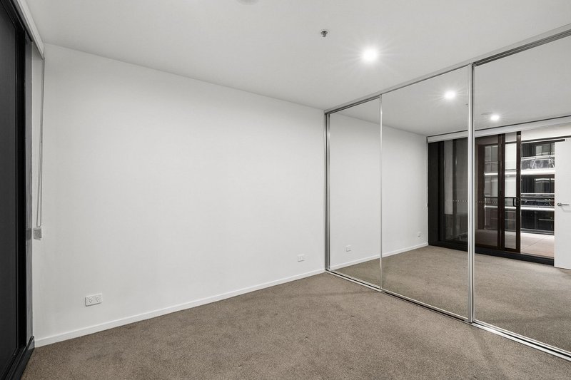 Photo - 1114/15 Bowes Street, Phillip ACT 2606 - Image 4