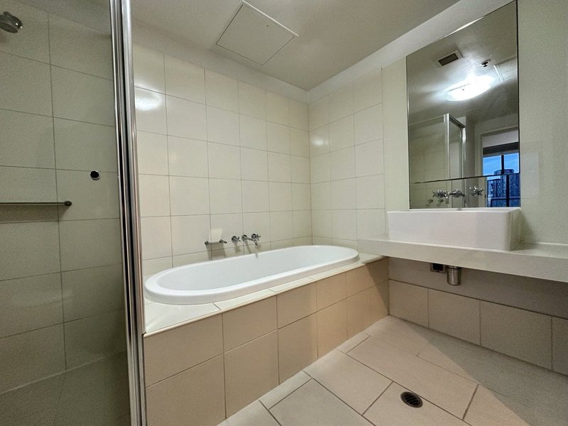 Photo - 1114/60 Siddeley Street, Docklands VIC 3008 - Image 6