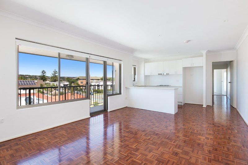 Photo - 11/149 Ocean Street, Narrabeen NSW 2101 - Image 3