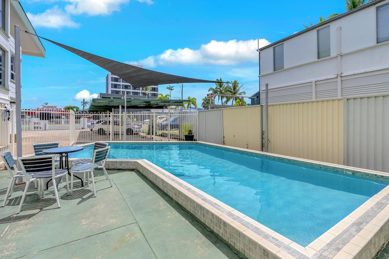 Photo - 11/149 Sheridan Street, Cairns City QLD 4870 - Image 9