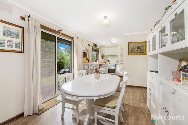 Photo - 1/115 Brandy Creek Road, Warragul VIC 3820 - Image 2