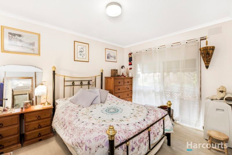 Photo - 1/115 Brandy Creek Road, Warragul VIC 3820 - Image 4