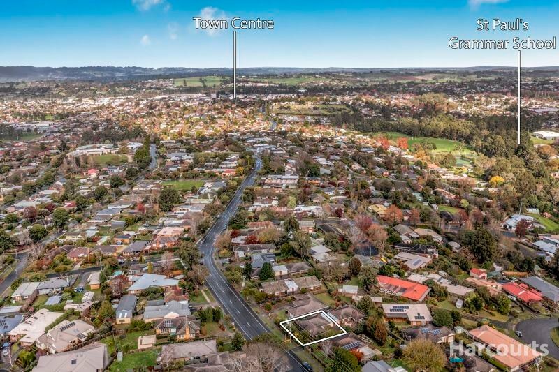 Photo - 1/115 Brandy Creek Road, Warragul VIC 3820 - Image 8