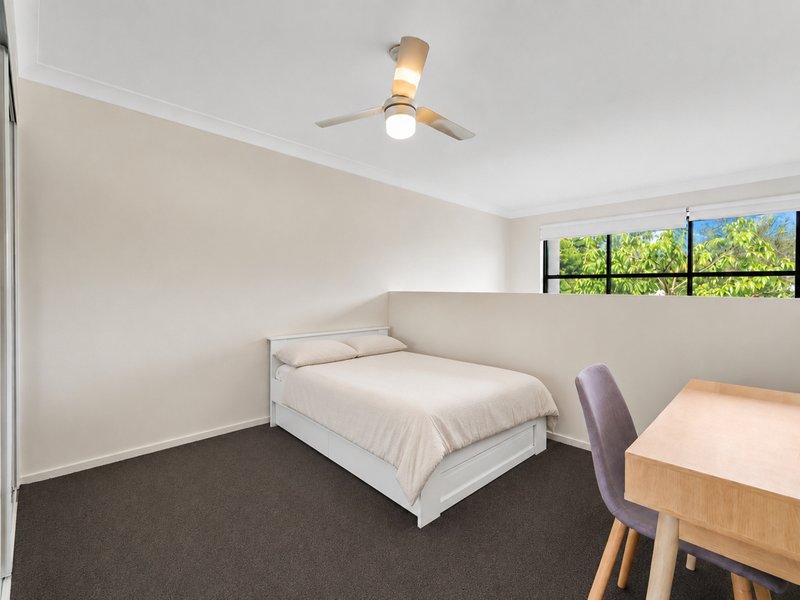 Photo - 1/115 Main Street, Beenleigh QLD 4207 - Image 6