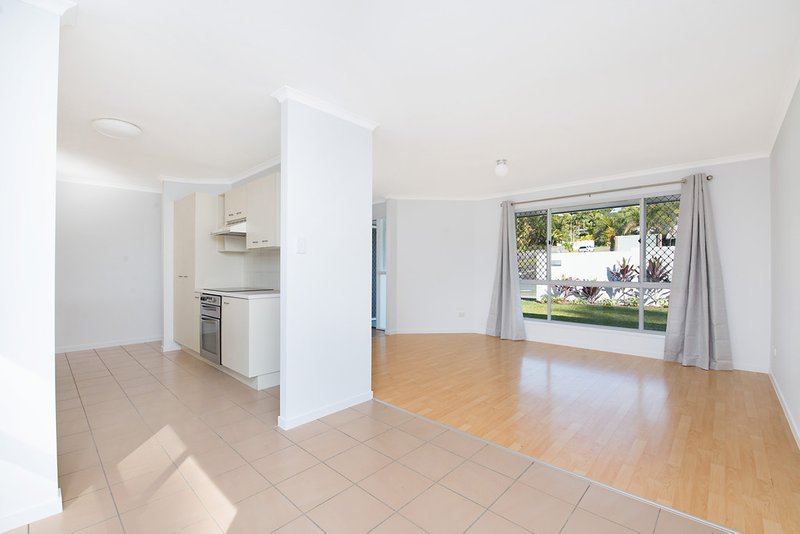 Photo - 1/115 North Buderim Boulevard, Buderim QLD 4556 - Image 3