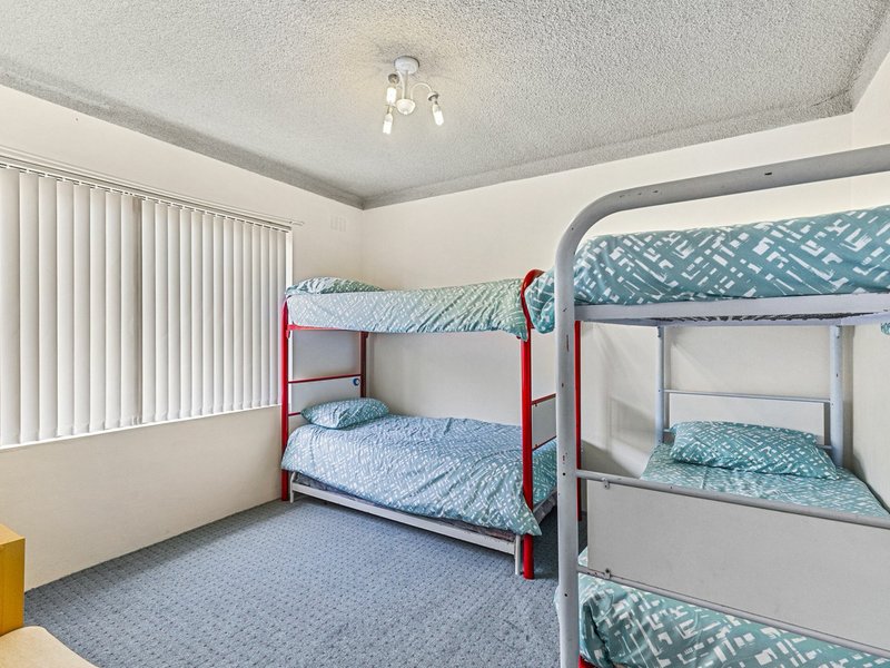 Photo - 11/15 Ocean Parade, The Entrance NSW 2261 - Image 9