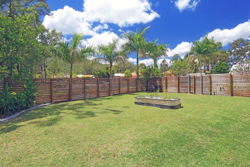 Photo - 11/15 Parkside Place, Norman Gardens QLD 4701 - Image 11