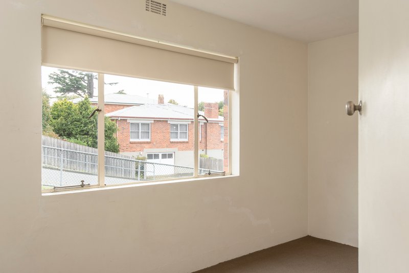 Photo - 1/115 Penquite Road, Newstead TAS 7250 - Image 8