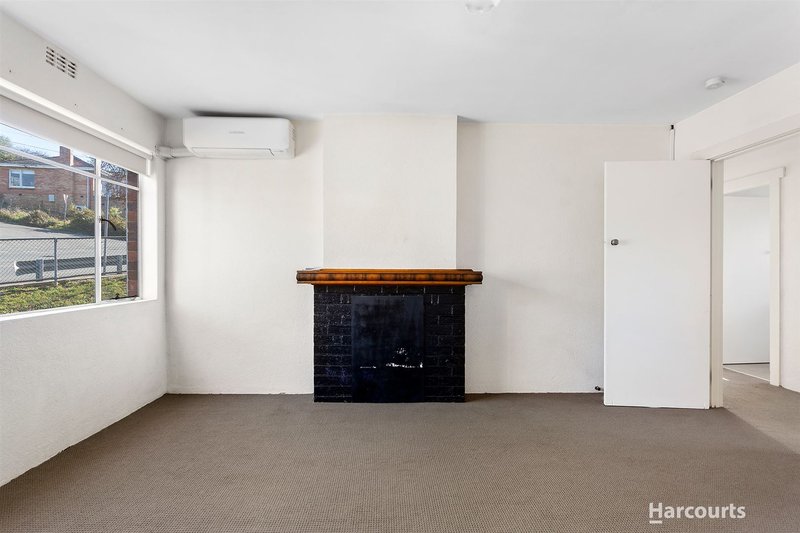 Photo - 1/115 Penquite Road, Newstead TAS 7250 - Image 2