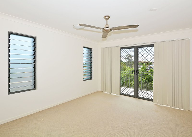 Photo - 1/115 Torquay Road, Scarness QLD 4655 - Image 4