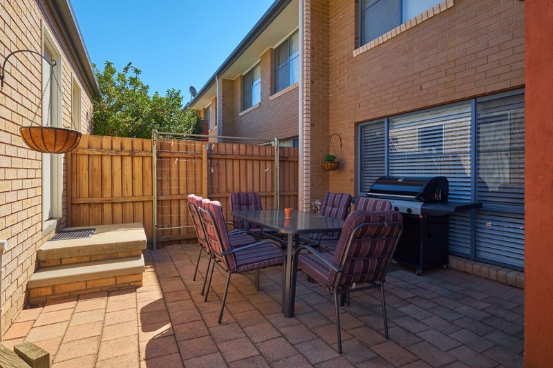 Photo - 11/15 Wanliss Street, Latham ACT 2615 - Image 15