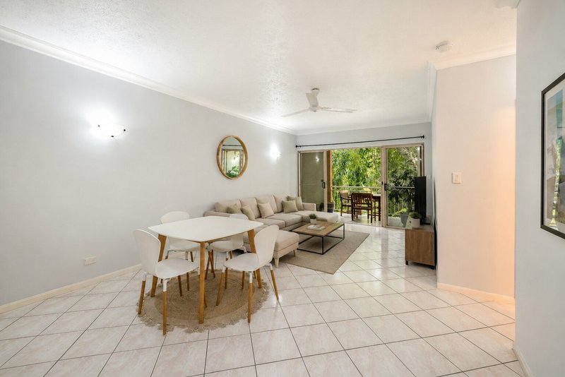 Photo - 1115/2-10 Greenslopes Street, Cairns North QLD 4870 - Image 4