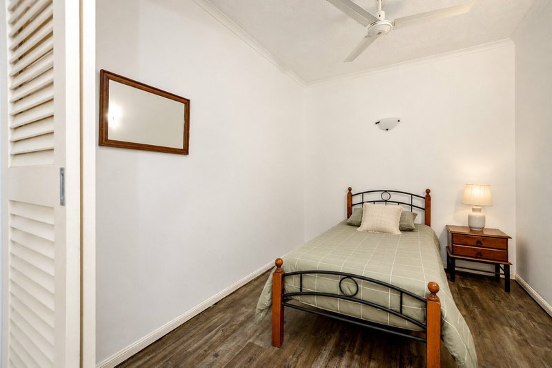 Photo - 1115/2-10 Greenslopes Street, Cairns North QLD 4870 - Image 7