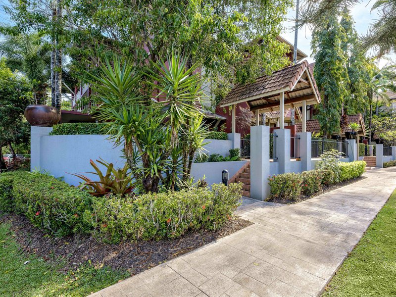 Photo - 1115/2-10 Greenslopes Street, Cairns North QLD 4870 - Image 8