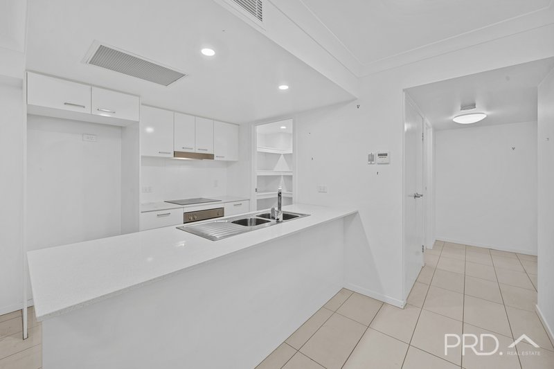 Photo - 11/152-158 Broadwater Terrace, Redland Bay QLD 4165 - Image 5