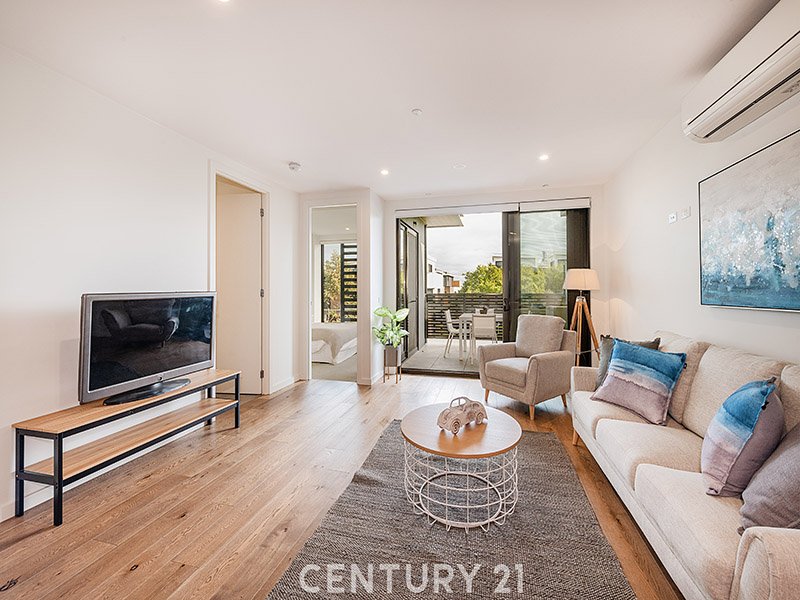 Photo - 111/6 Claire Street, Mckinnon VIC 3204 - Image 2