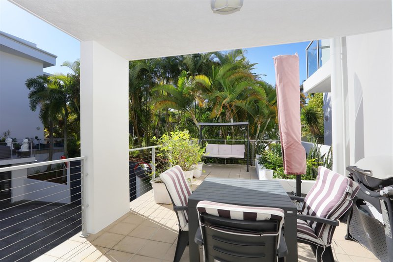 Photo - 111/66 Sickle Avenue, Hope Island QLD 4212 - Image 6