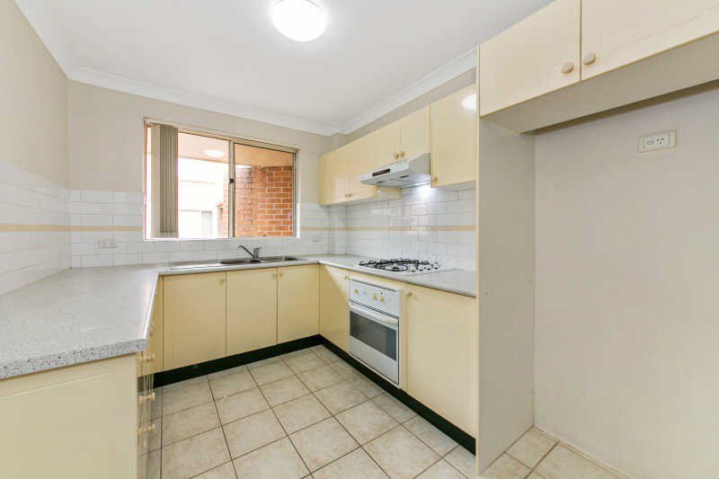 Photo - 11/17 Addlestone Rd , Merrylands NSW 2160 - Image 2