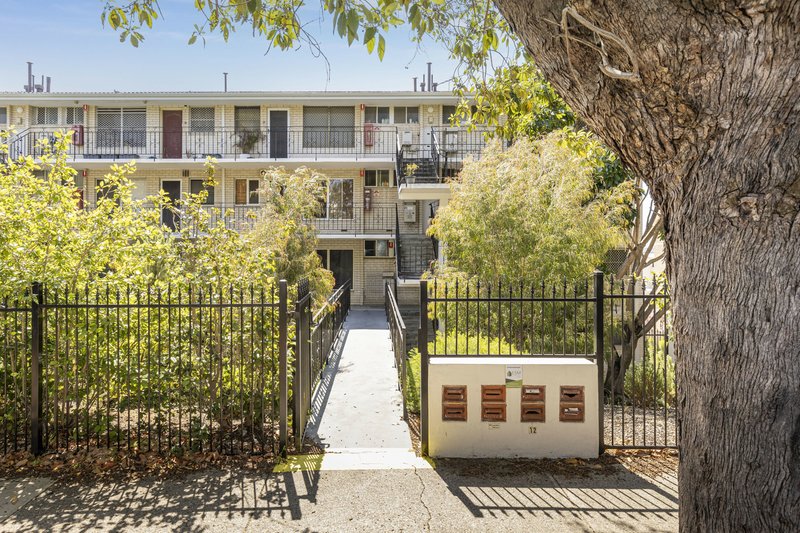 Photo - 11/17 King George Street, Victoria Park WA 6100 - Image 8