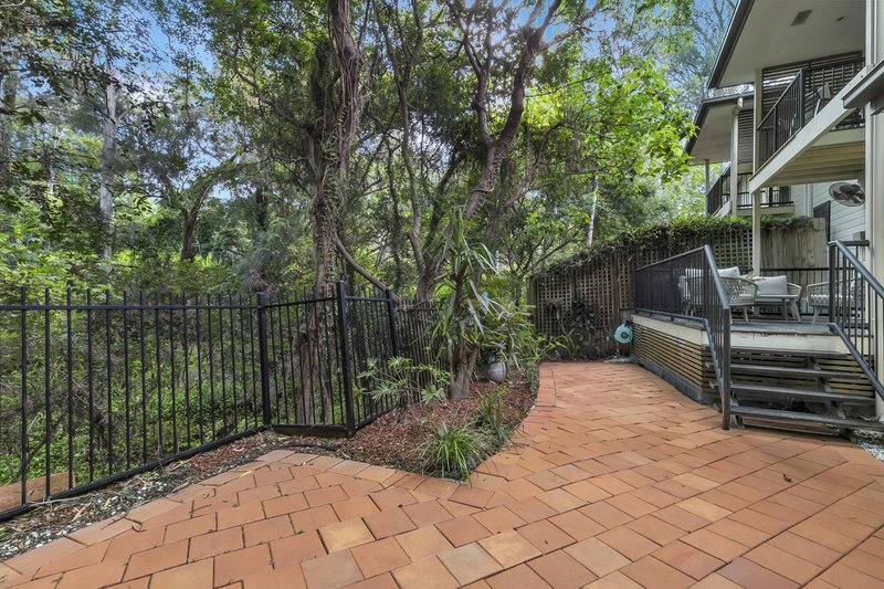 Photo - 1/117 Miskin Street, Toowong QLD 4066 - Image 5