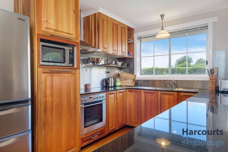 Photo - 1/117 Willowbend Road, Kingston TAS 7050 - Image 5