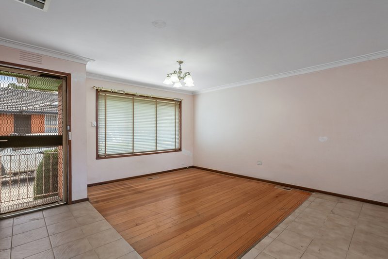 Photo - 11/176 Rathcown Road, Reservoir VIC 3073 - Image 2