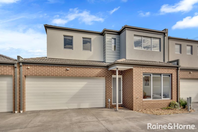 Photo - 11/179 Mitchells Lane, Sunbury VIC 3429 - Image 2