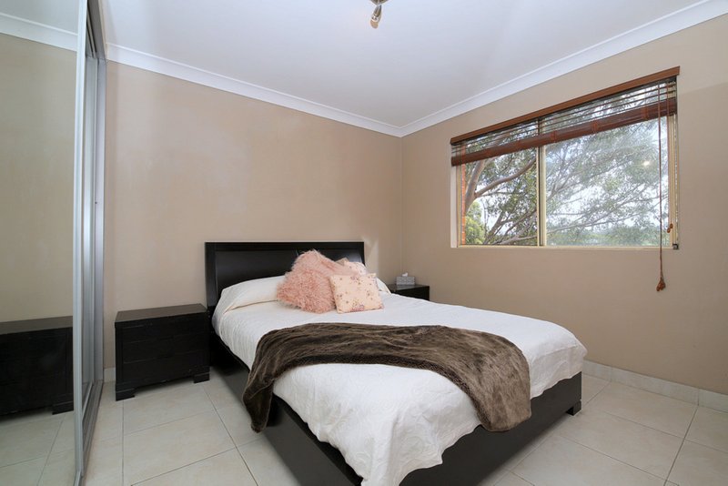 Photo - 11/18-20 Weigand Avenue, Bankstown NSW 2200 - Image 6