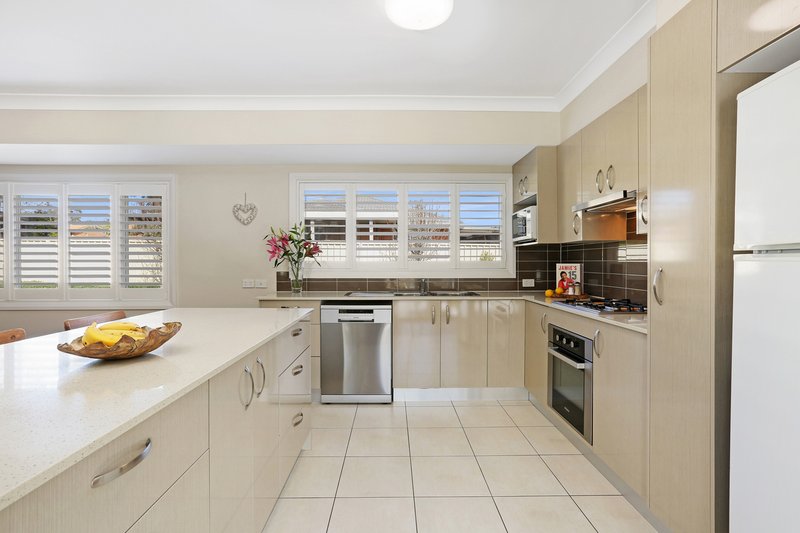 1/118 Avondale Rd , Avondale NSW 2530