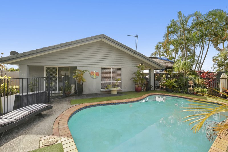 Photo - 1/118 Cottesloe Drive, Robina QLD 4226 - Image 1