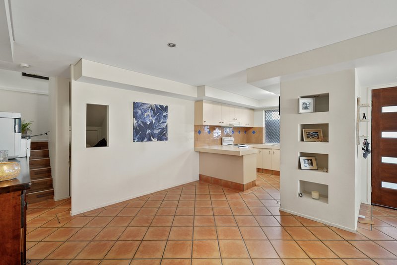 Photo - 1/118 Cottesloe Drive, Robina QLD 4226 - Image 3