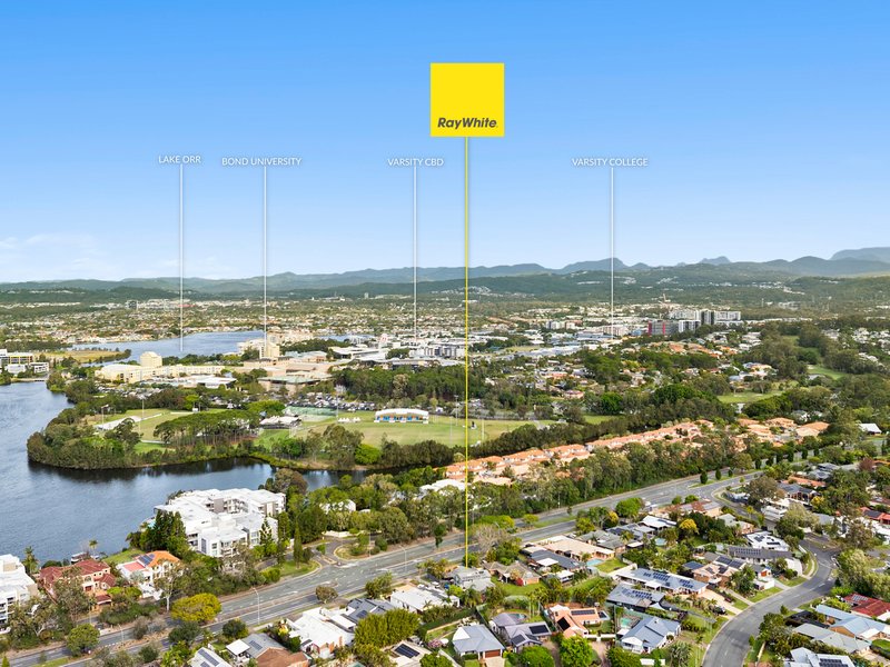 Photo - 1/118 Cottesloe Drive, Robina QLD 4226 - Image 18
