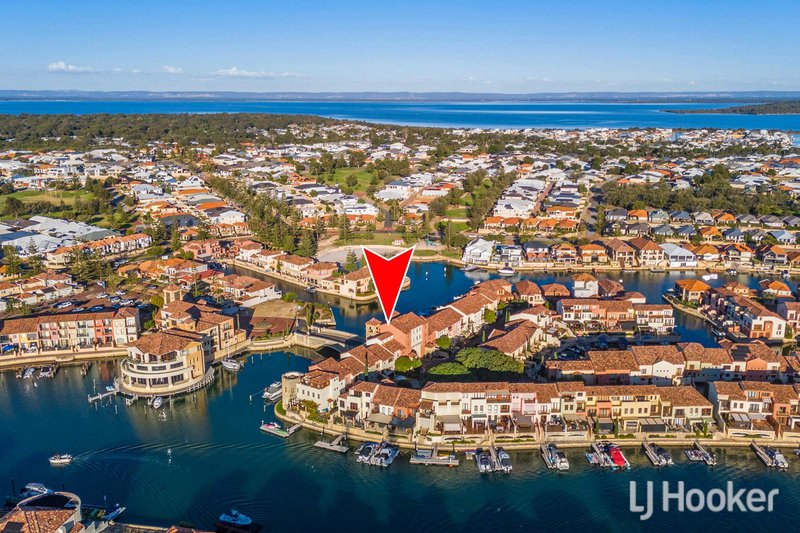 Photo - 11/18 Port Quays , Wannanup WA 6210 - Image 12