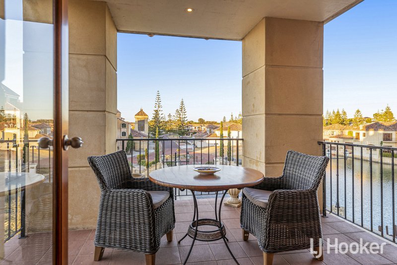 Photo - 11/18 Port Quays , Wannanup WA 6210 - Image 17