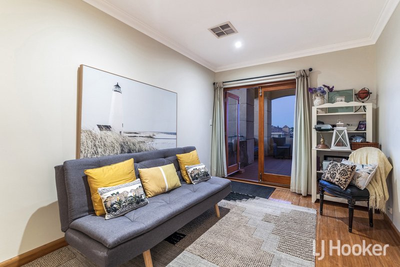 Photo - 11/18 Port Quays , Wannanup WA 6210 - Image 22
