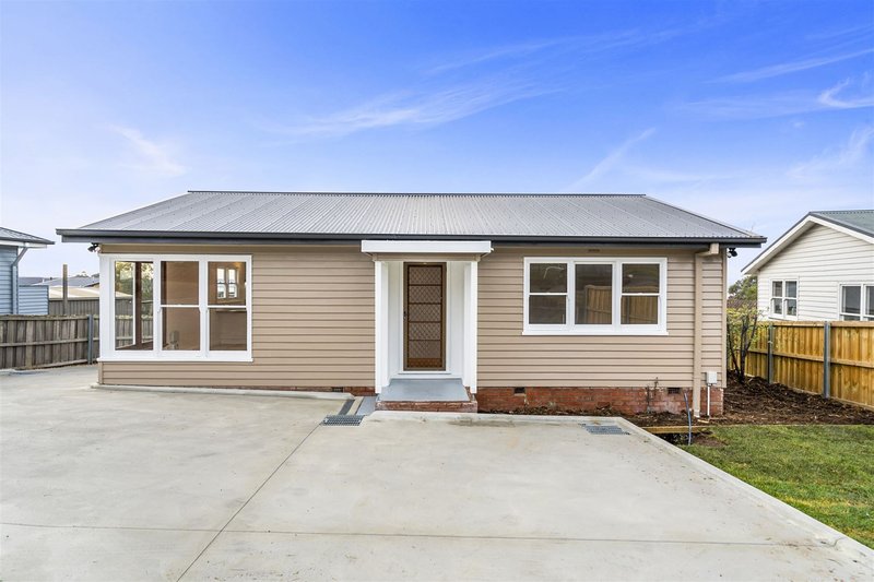 Photo - 1/118 Roslyn Avenue, Blackmans Bay TAS 7052 - Image 15