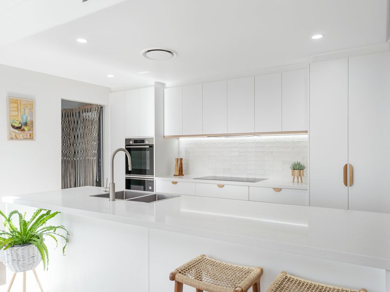 Photo - 111/8 Spinnaker Drive, Sandstone Point QLD 4511 - Image 13