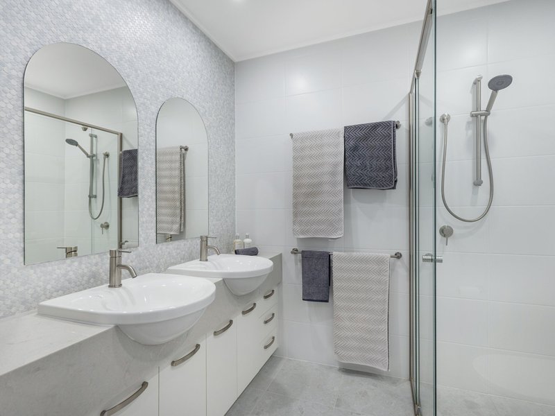 Photo - 111/8 Spinnaker Drive, Sandstone Point QLD 4511 - Image 23