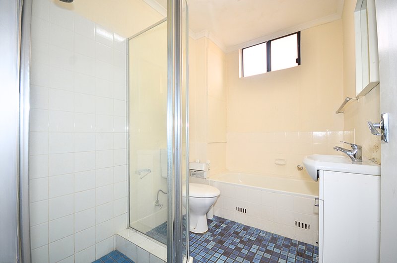 Photo - 11/185 Hawkesbury Road, Westmead NSW 2145 - Image 6