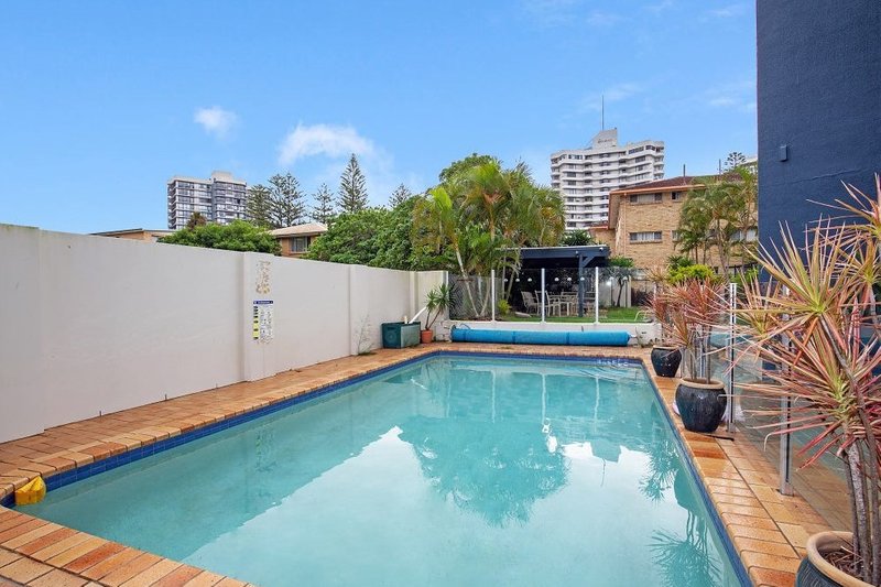 Photo - 11/19 Fern Street, Surfers Paradise QLD 4217 - Image 6