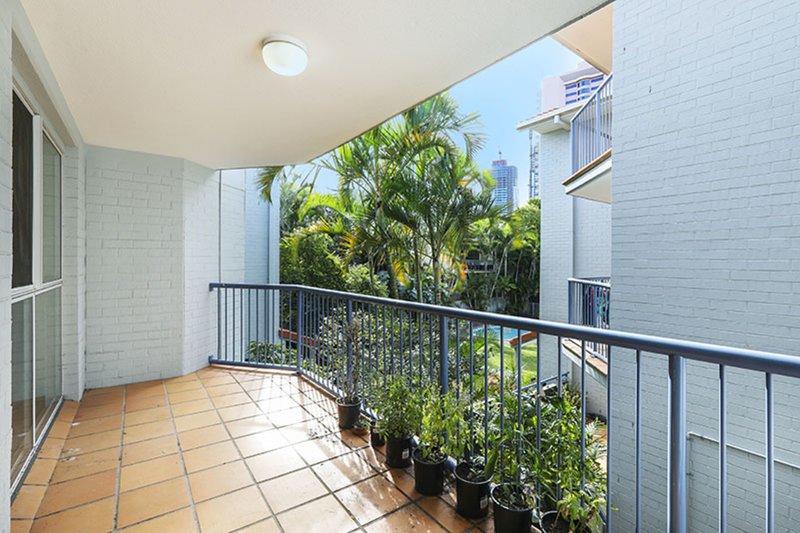 Photo - 11/19 Monaco Street, Surfers Paradise QLD 4217 - Image 7