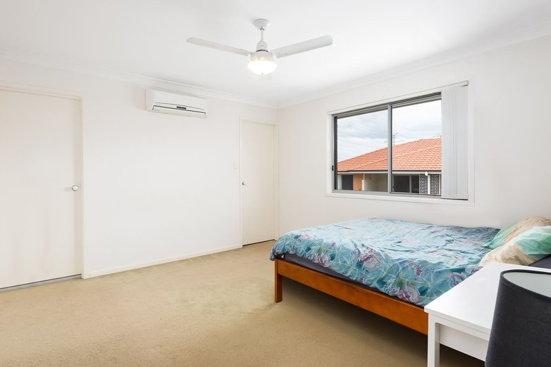 Photo - 11/19 Platinum Place, Oxley QLD 4075 - Image 4