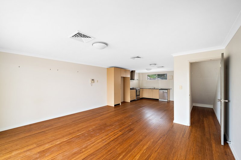 Photo - 11/190 Scarborough Beach Road, Mount Hawthorn WA 6016 - Image 4