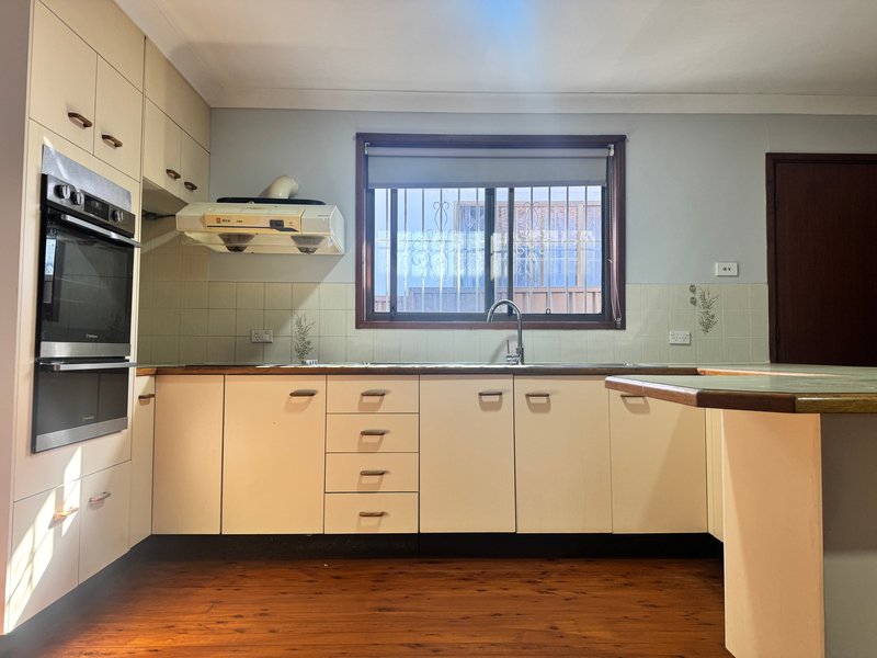Photo - 111A Derria Street, Canley Heights NSW 2166 - Image 3