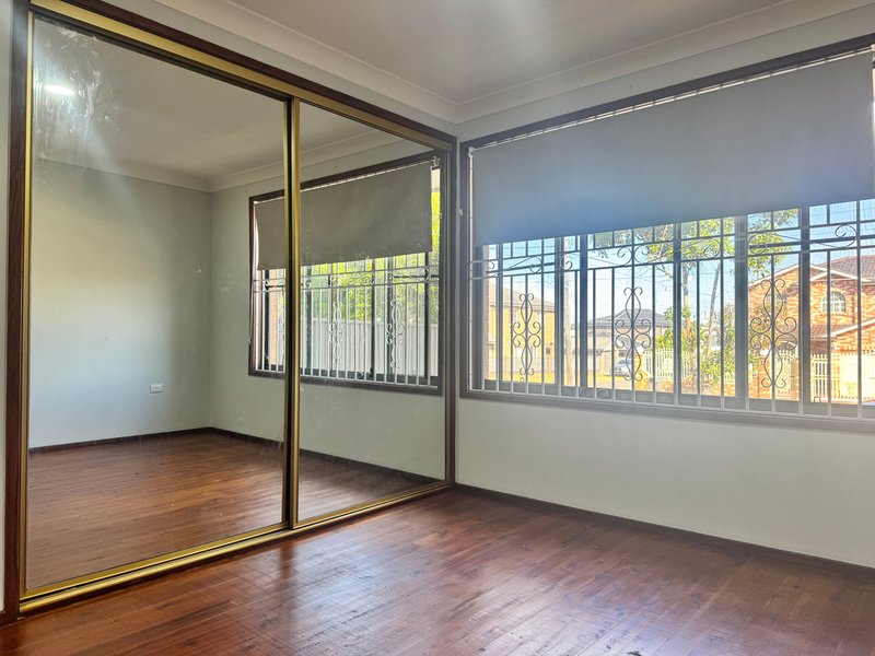 Photo - 111A Derria Street, Canley Heights NSW 2166 - Image 8