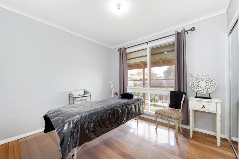 Photo - 1/11A Edgar Street, Werribee VIC 3030 - Image 4