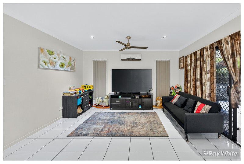 Photo - 1/12-16 Elphinstone Street, Berserker QLD 4701 - Image 7