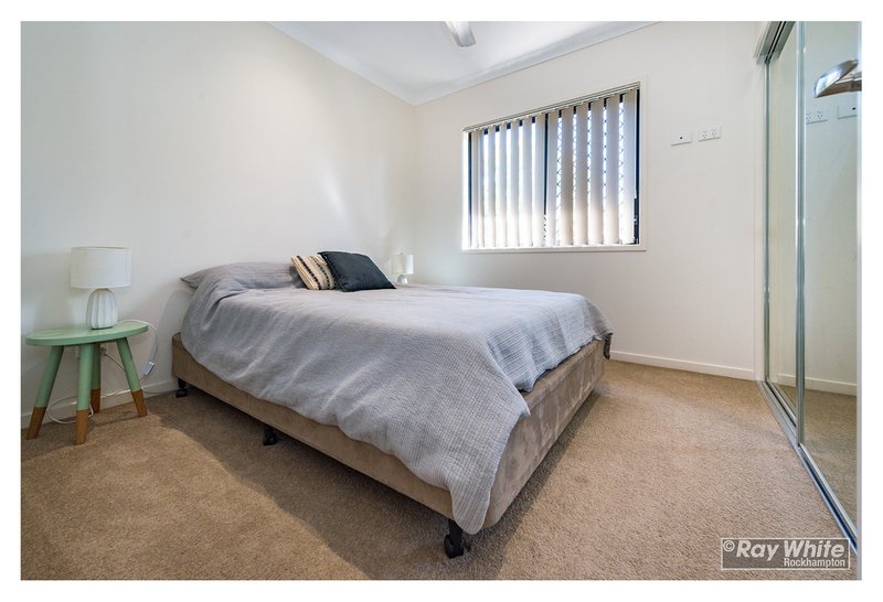 Photo - 1/12-16 Elphinstone Street, Berserker QLD 4701 - Image 21