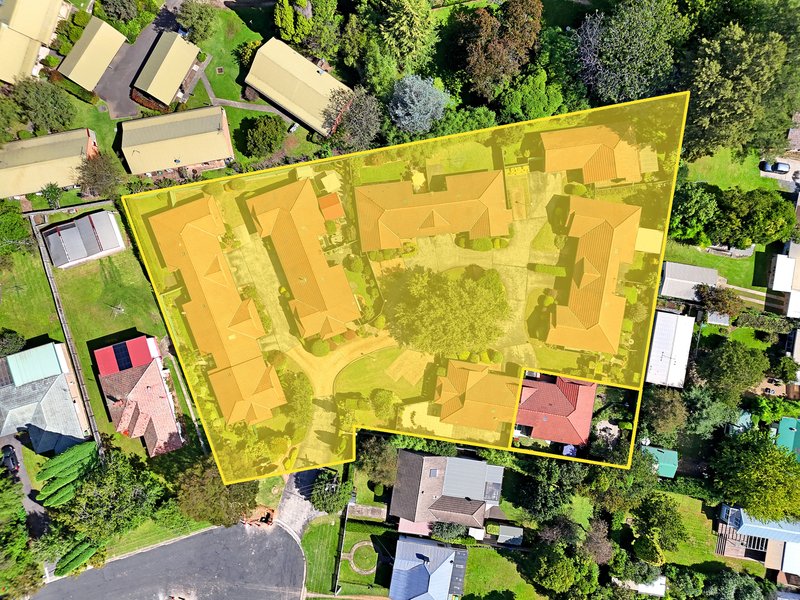 Photo - 11/2-4 Carrington Street, Bowral NSW 2576 - Image 12