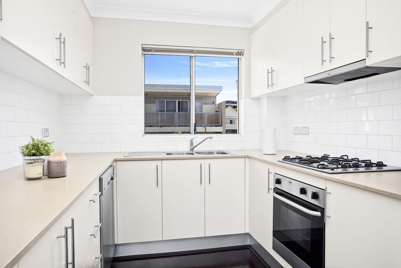 Photo - 11/2-6 Schwebel Street, Marrickville NSW 2204 - Image 3